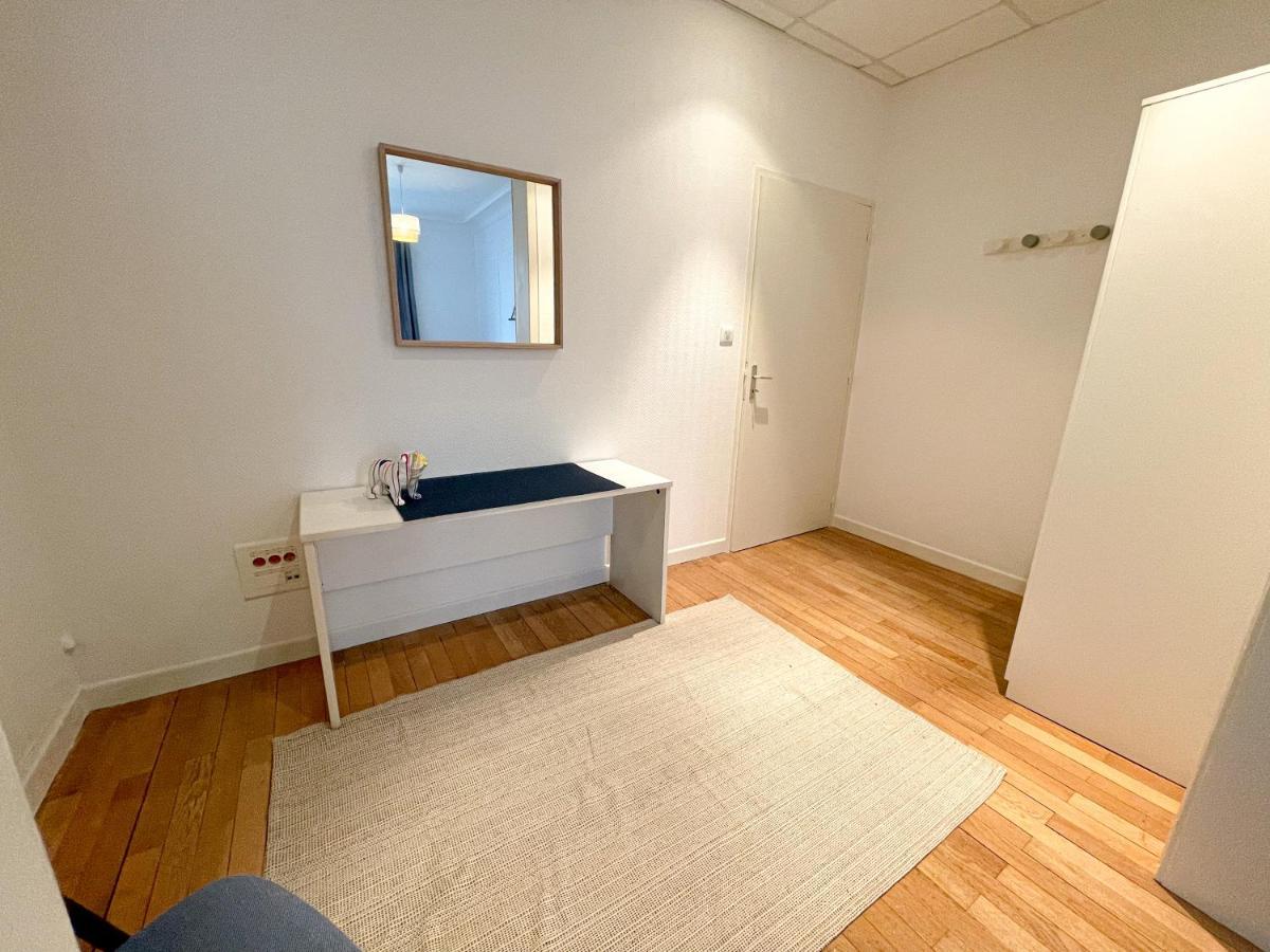 Chambres Privees -Private Room- Dans Un Spacieux Appartement - 100M2 Centre Proche Gare Mulhouse Exteriör bild